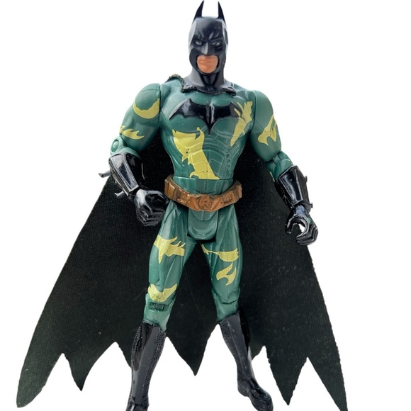 DC Batman v Superman Batwing + '94 Knightquest & '08 Dark Knight Figures Bundle - Picture 12 of 13